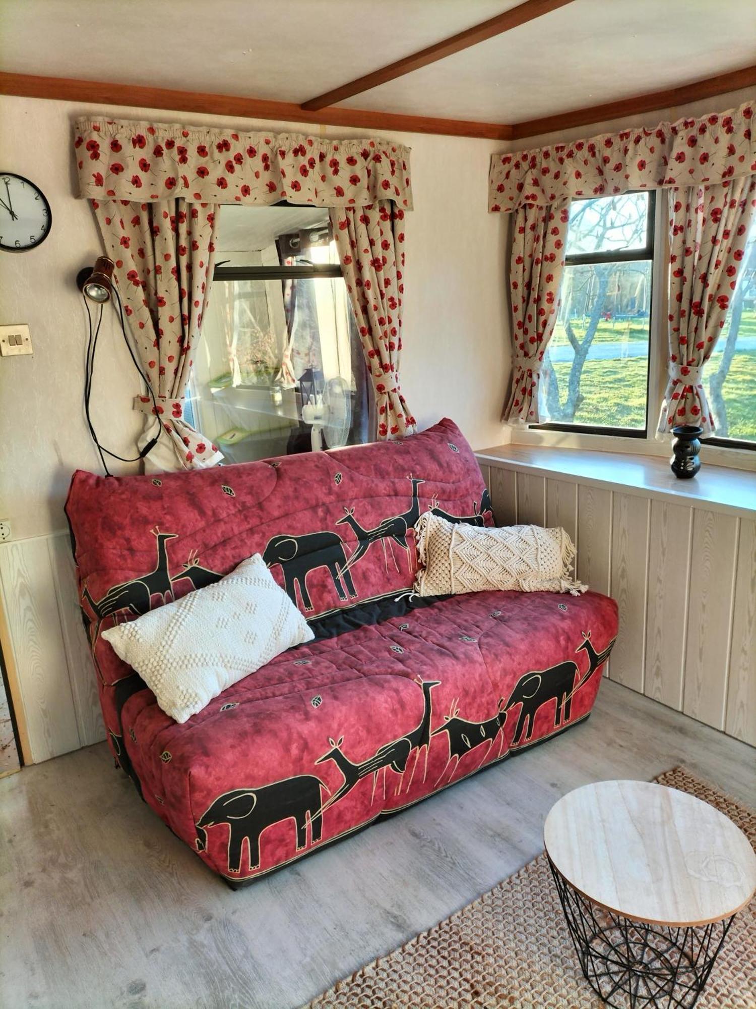 Tiny House Guest House Saint-Vallier  Exterior foto